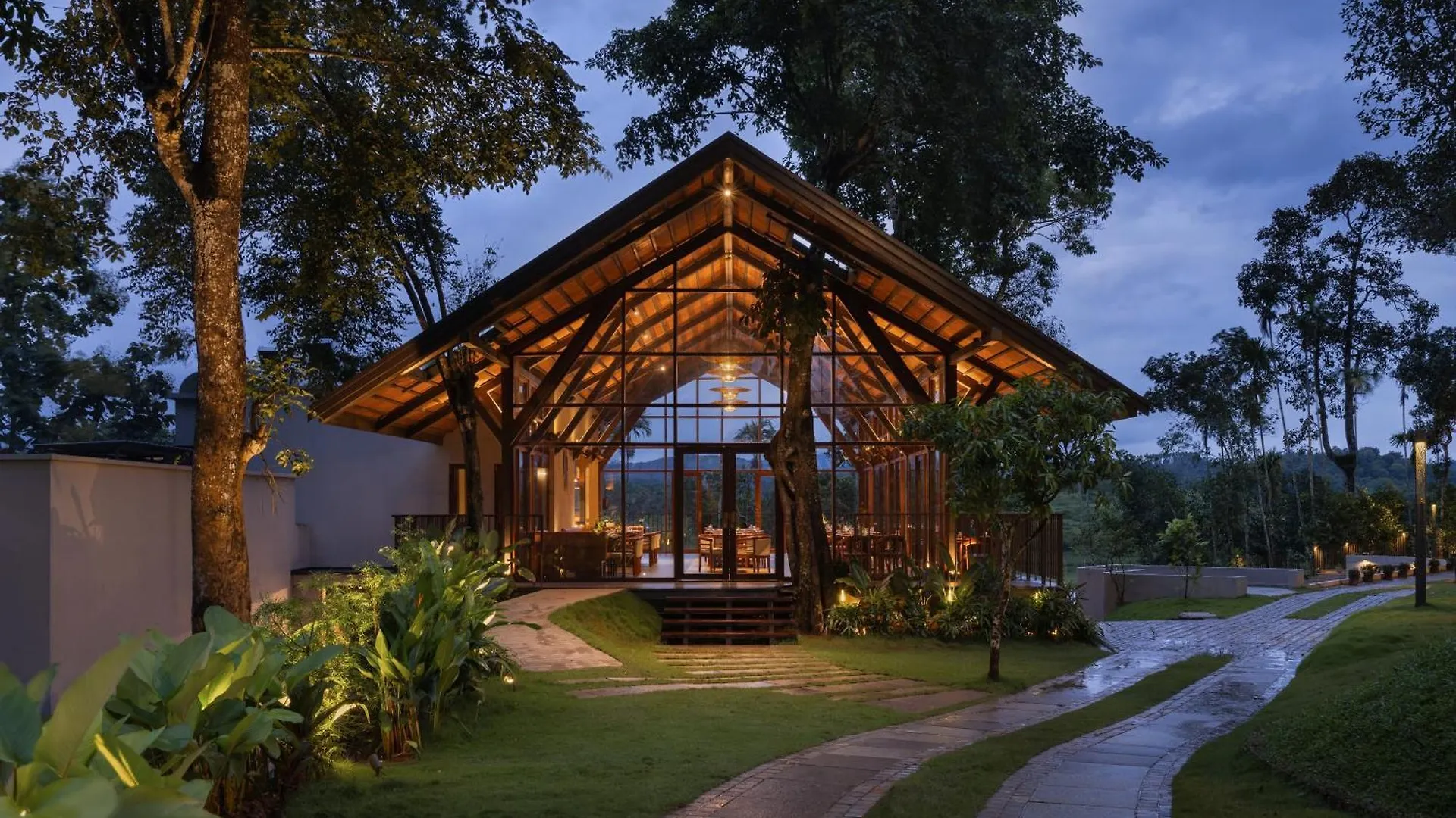 Resort Sterling Lontano Waterfront Wayanad Hotel Meppadi