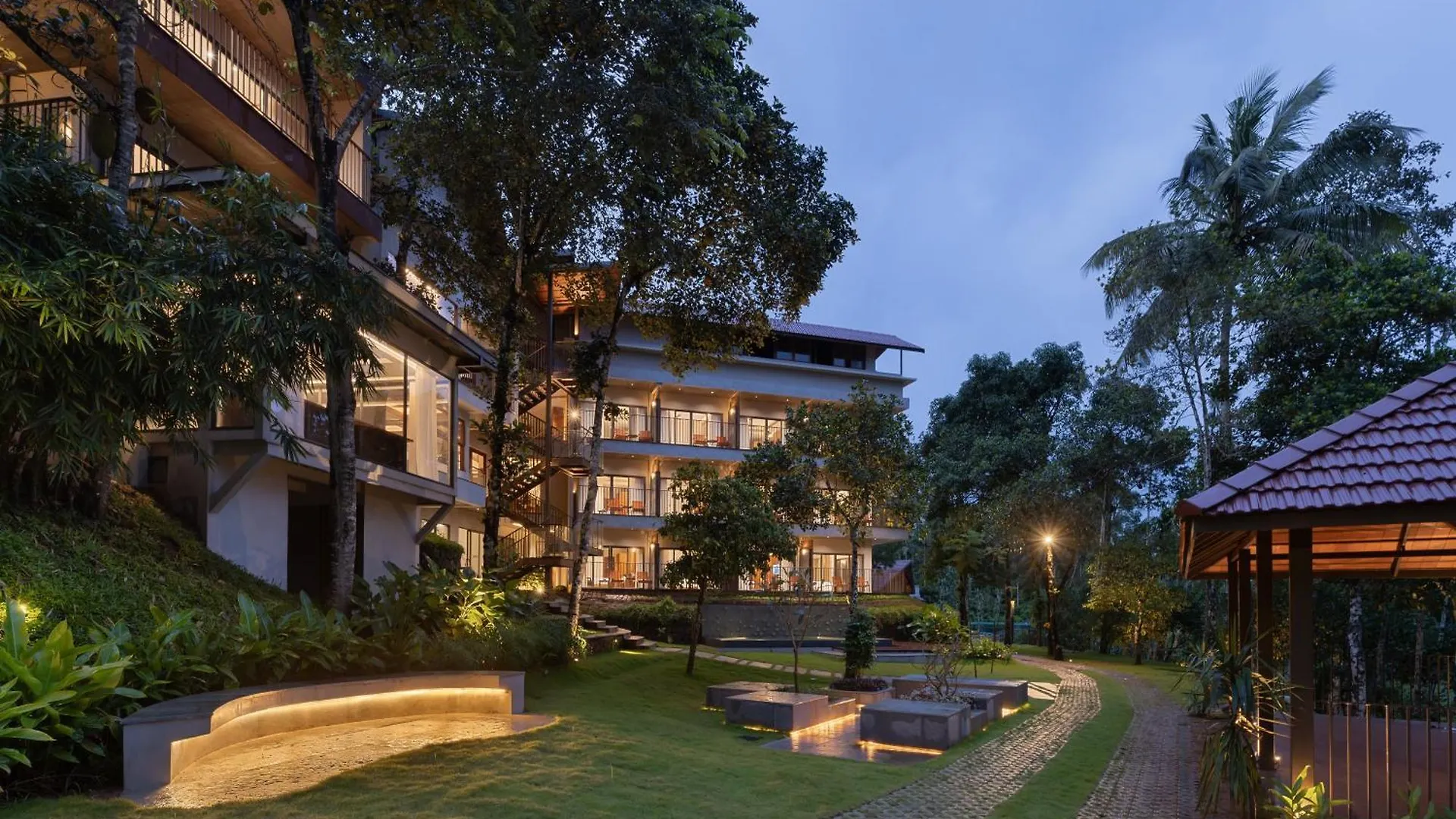 ***** Resort Sterling Lontano Waterfront Wayanad Hotel Meppadi India