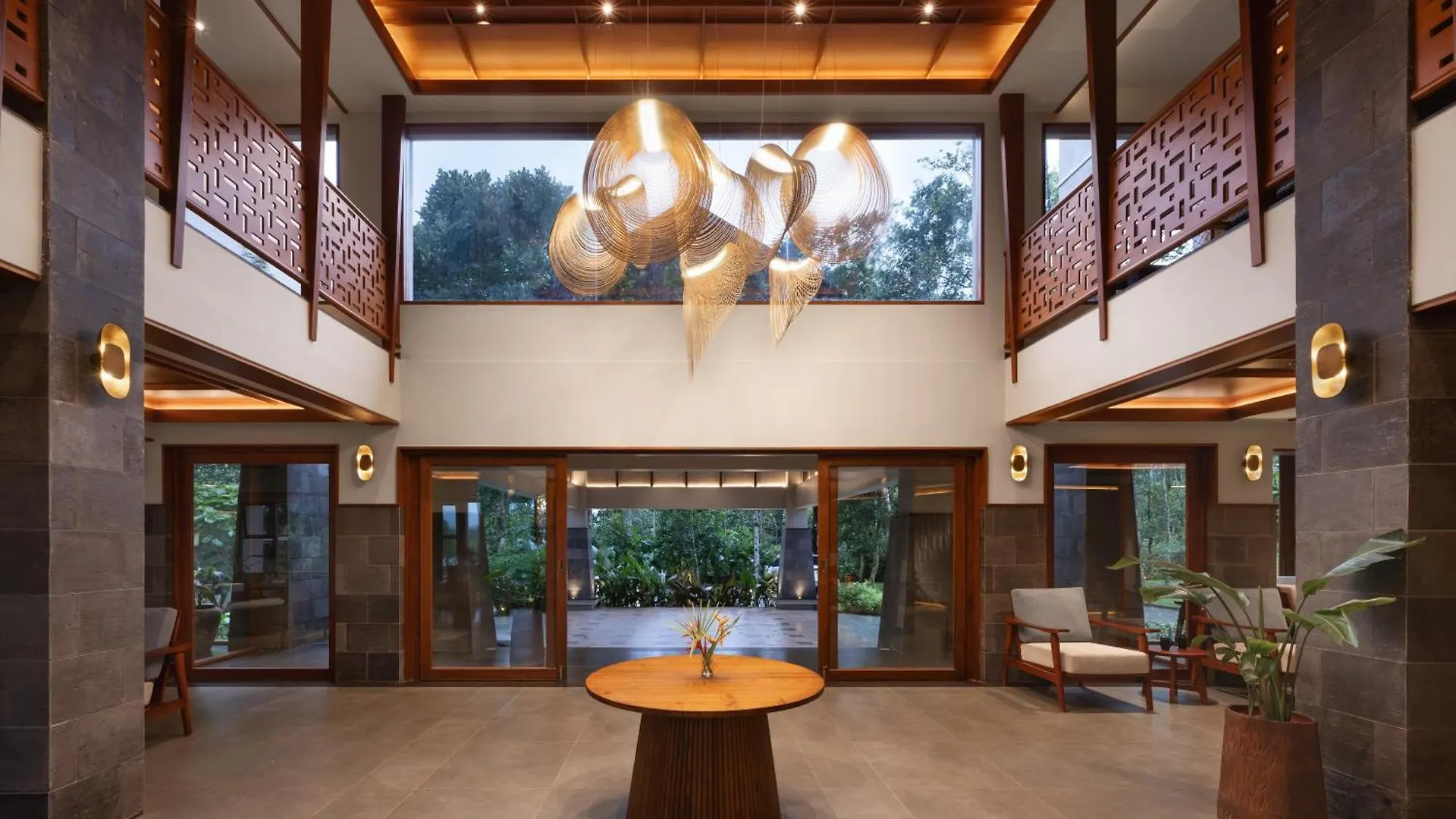 Sterling Lontano Waterfront Wayanad Hotel Meppadi India