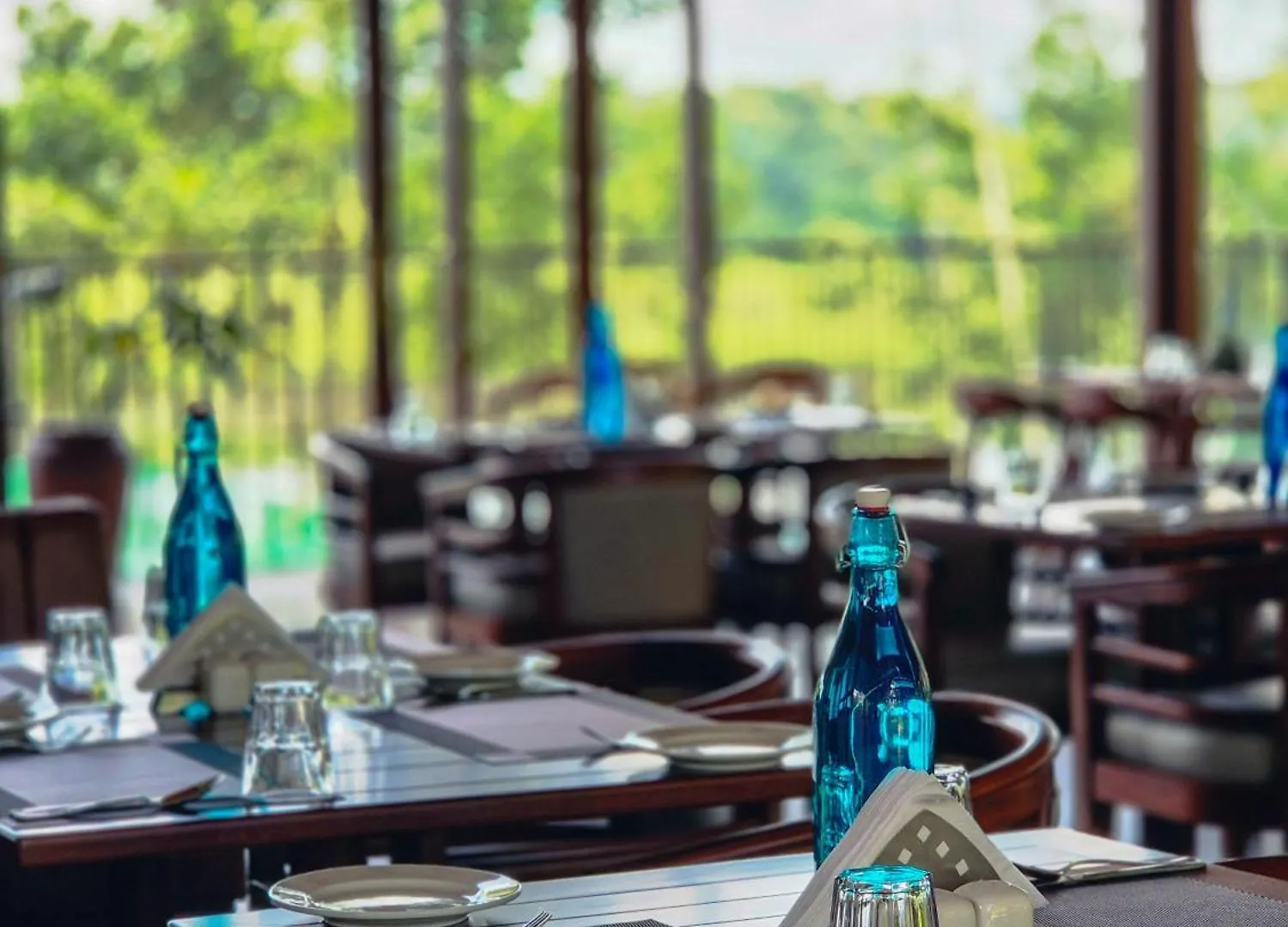 Resort Sterling Lontano Waterfront Wayanad Hotel Meppadi